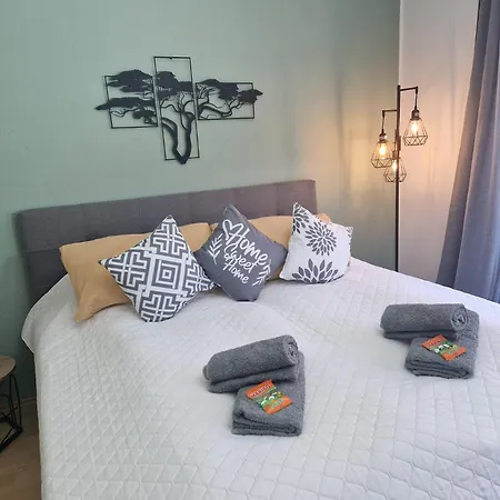 Appartement Dehome - Enjoy - By Station