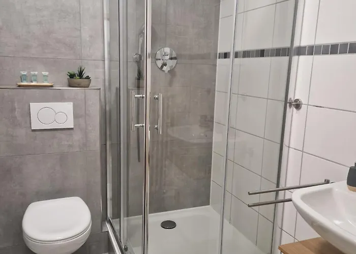 Dehome - Enjoy - By Station 아파트